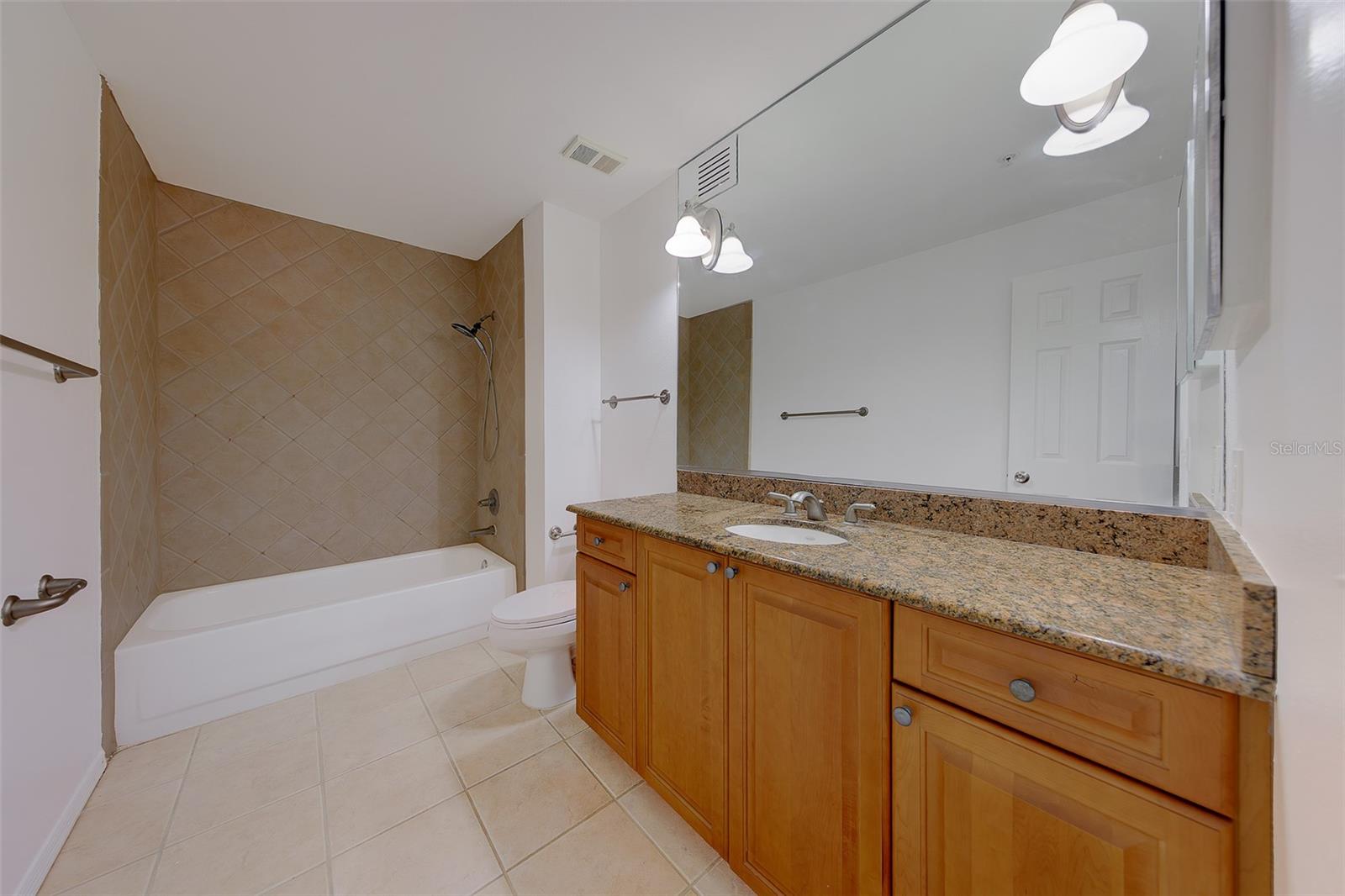 2400 FEATHER SOUND DR #928, CLEARWATER, FL, 33762