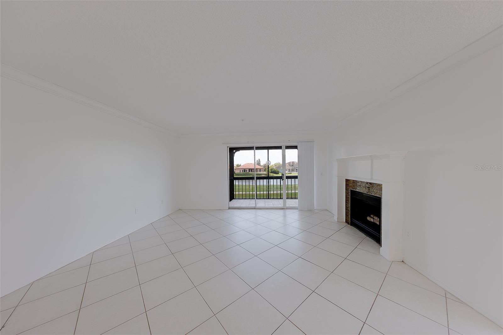 2400 FEATHER SOUND DR #928, CLEARWATER, FL, 33762