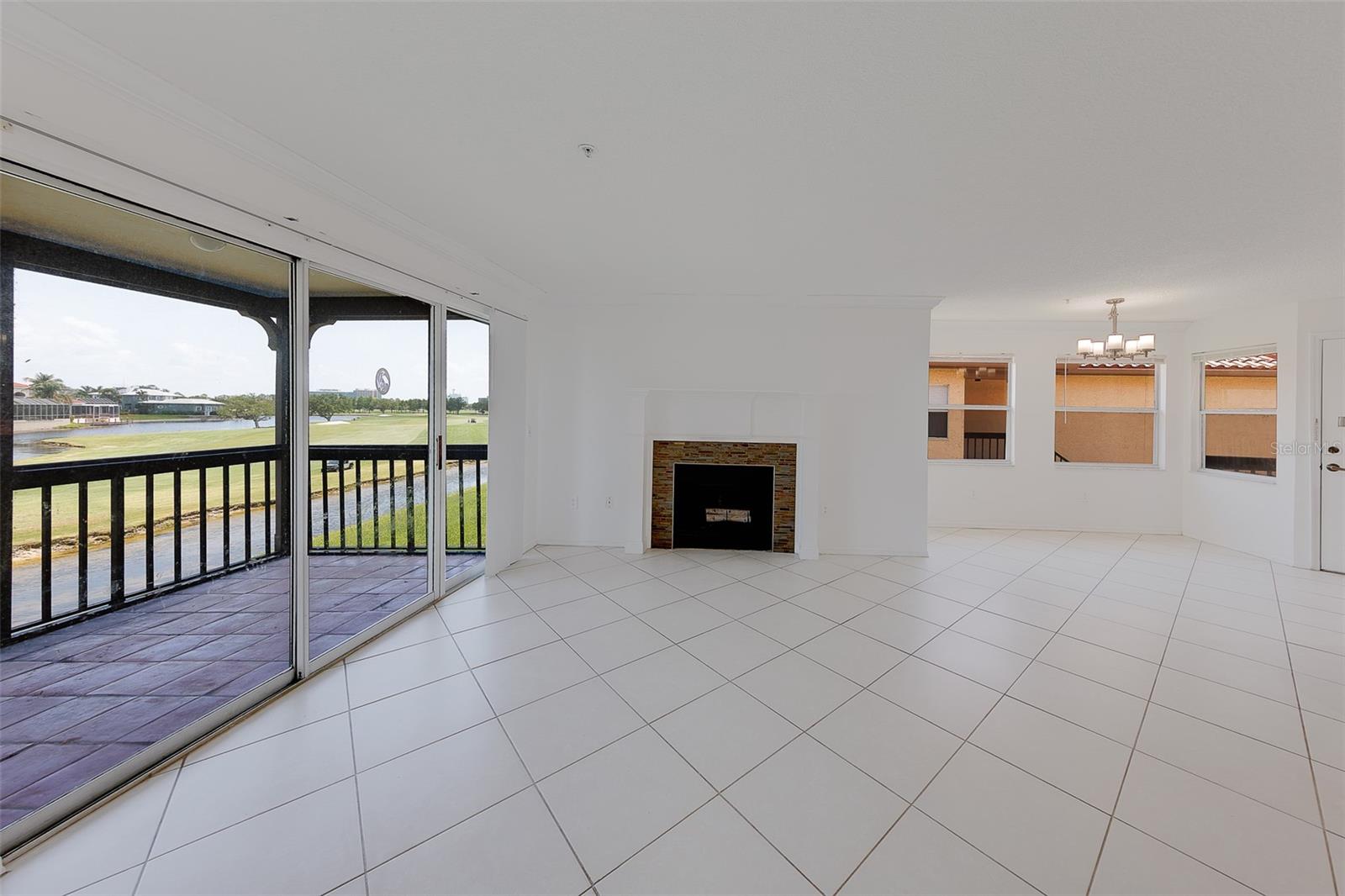 2400 FEATHER SOUND DR #928, CLEARWATER, FL, 33762