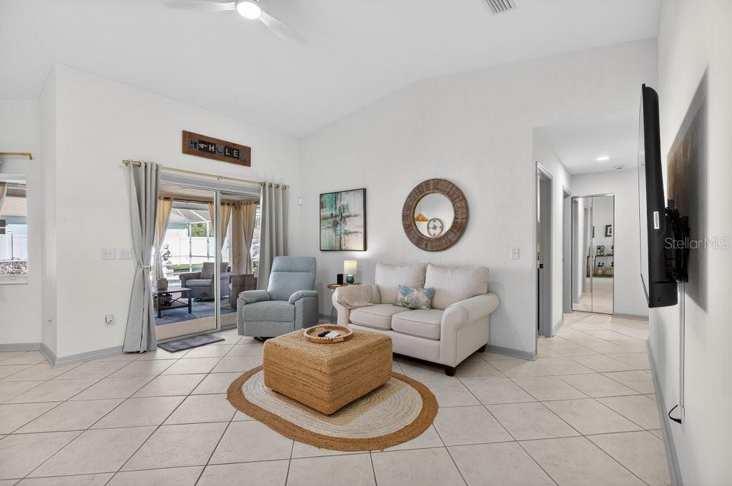 1 EASTMOOR LN, PALM COAST, FL, 32164