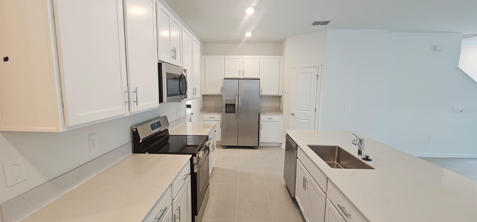2557 RIDER RAIN LN, APOPKA, FL, 32703