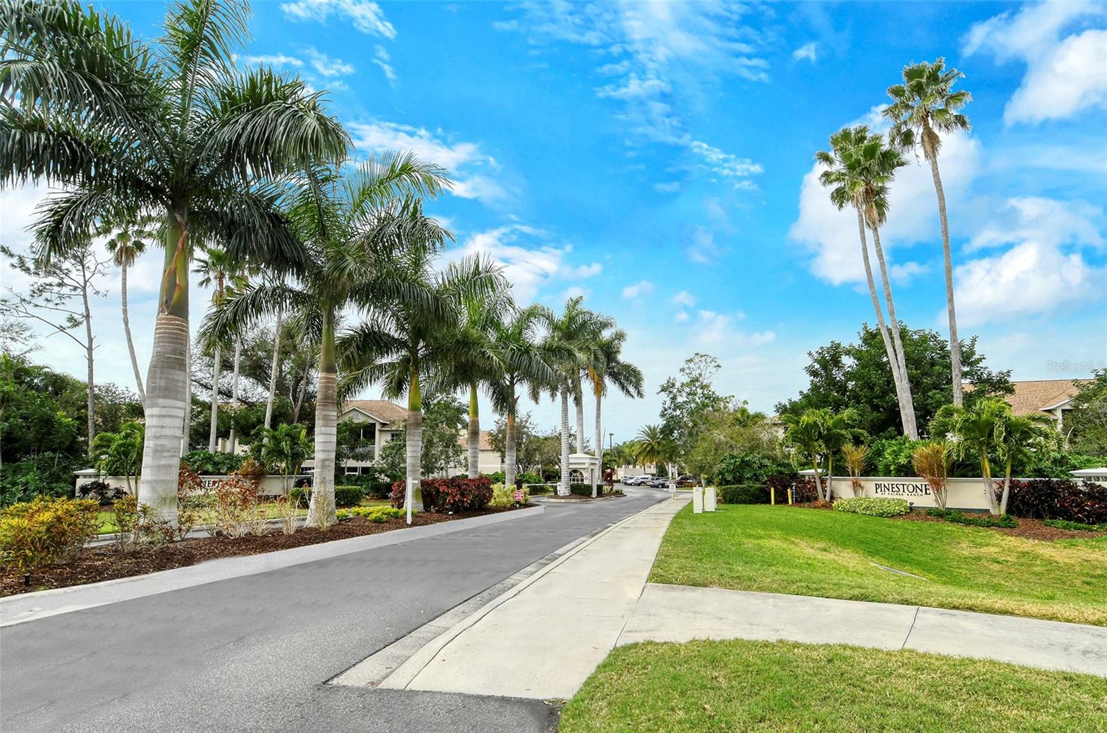 8370 WINGATE DR #726, SARASOTA, FL, 34238