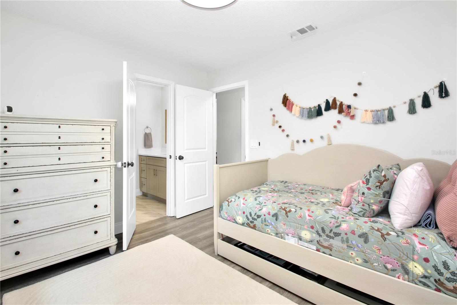 7921 PALMDALE DR, ORLANDO, FL, 32819