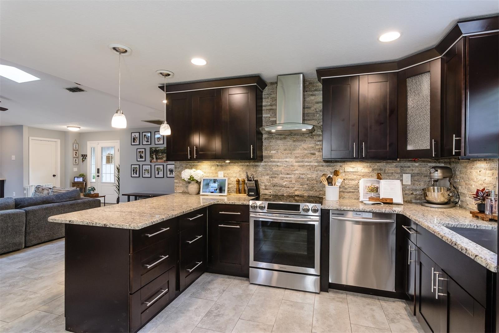 3745 THORNBUSH LN, NEW PORT RICHEY, FL, 34655
