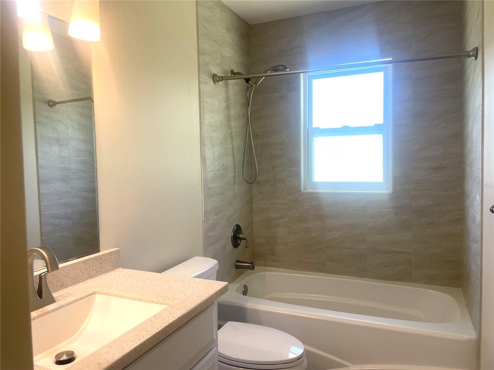 220 AVALON RD, VENICE, FL, 34293
