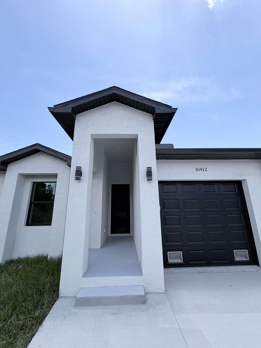 10412 PORT EVERGLADES ST, PORT CHARLOTTE, FL, 33981