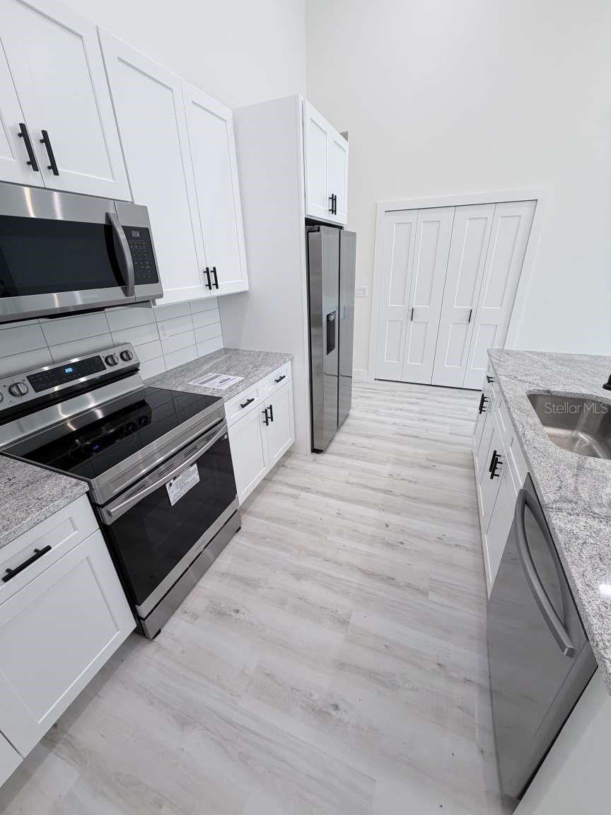 10412 PORT EVERGLADES ST, PORT CHARLOTTE, FL, 33981