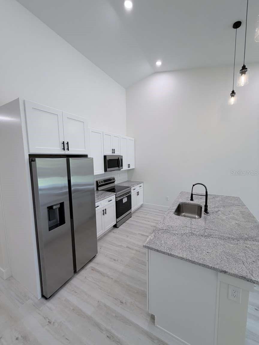 10412 PORT EVERGLADES ST, PORT CHARLOTTE, FL, 33981