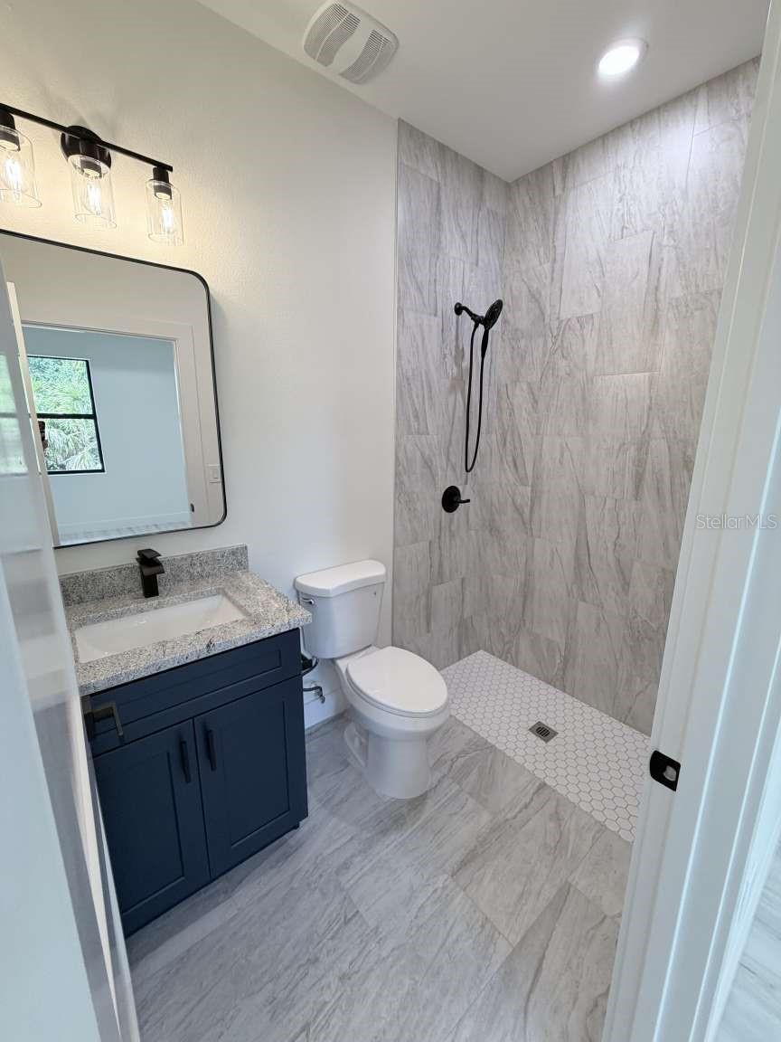 10412 PORT EVERGLADES ST, PORT CHARLOTTE, FL, 33981