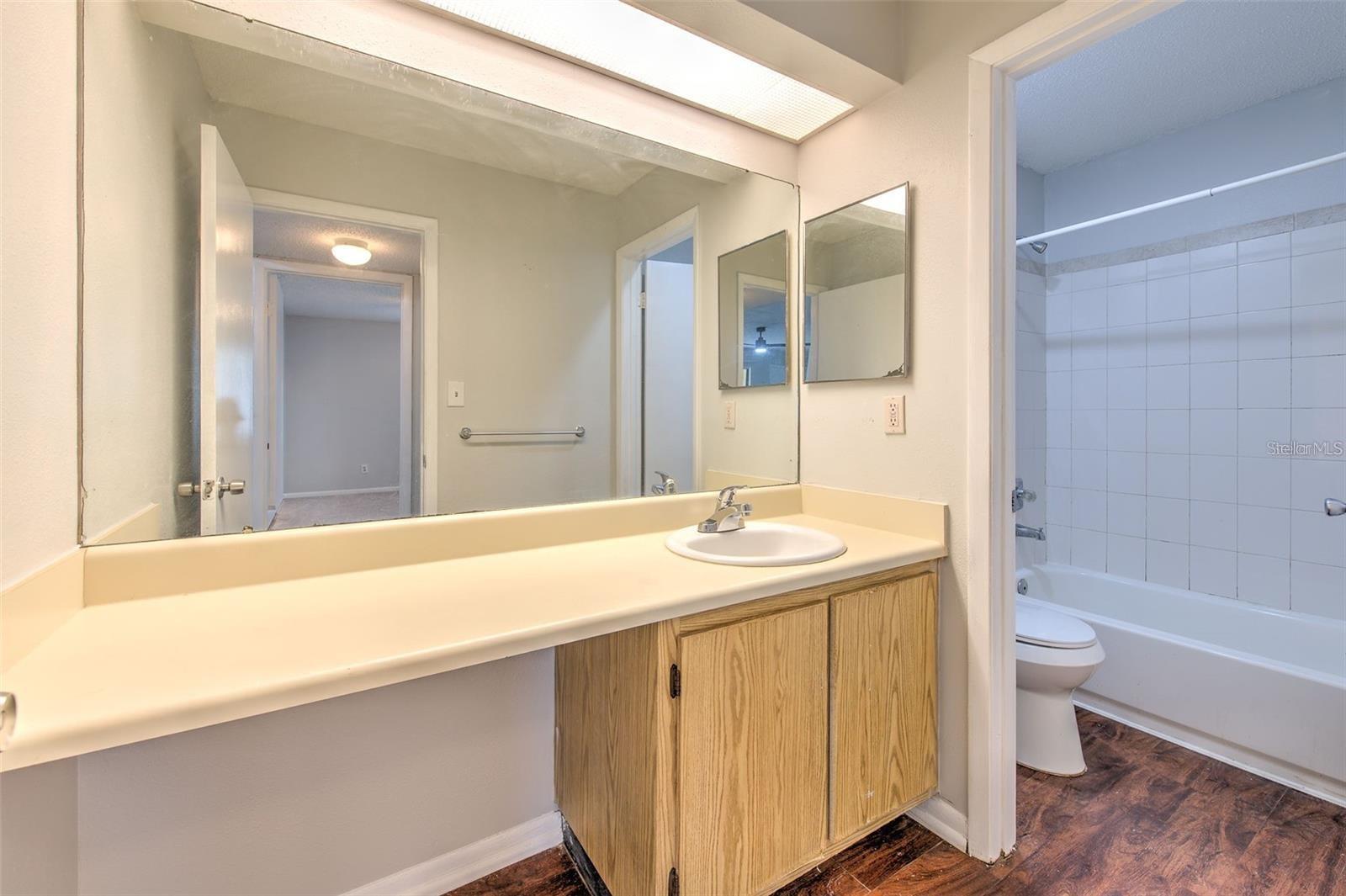 13403 ARBOR POINTE CIR #304, TAMPA, FL, 33617