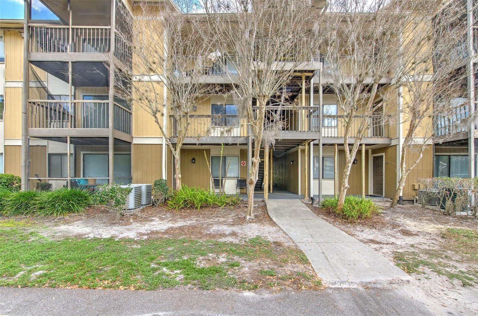 13403 ARBOR POINTE CIR #304, TAMPA, FL, 33617