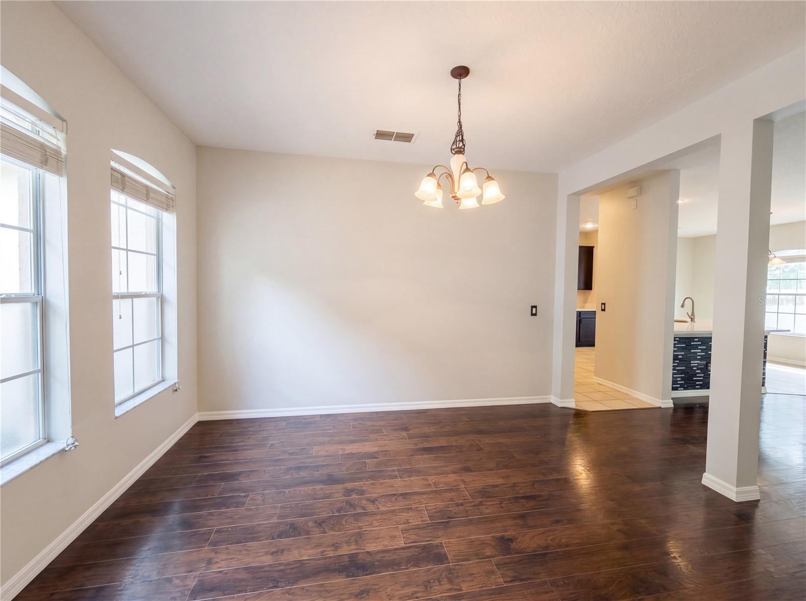 619 ERROL PKWY, APOPKA, FL, 32712
