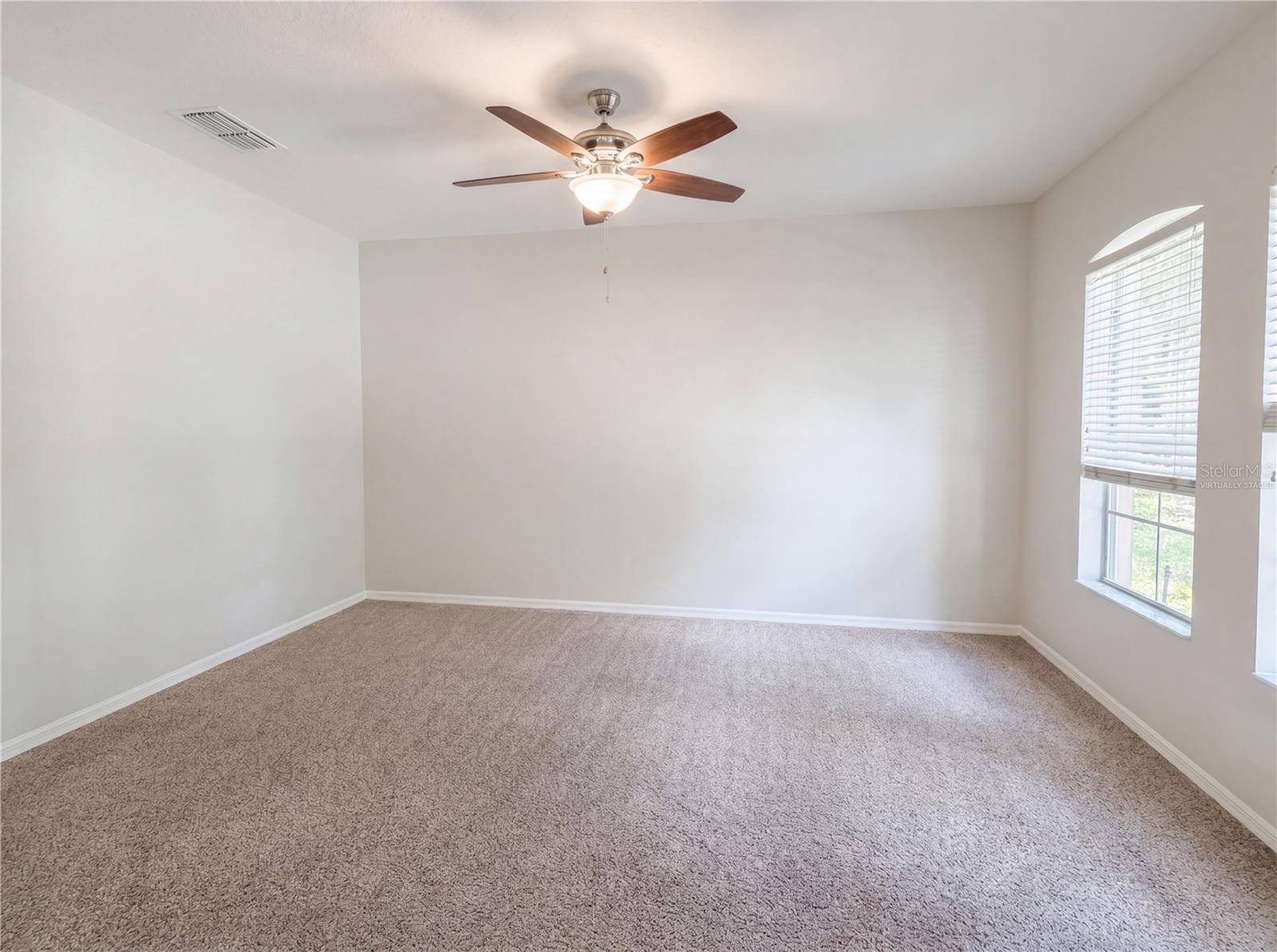 619 ERROL PKWY, APOPKA, FL, 32712
