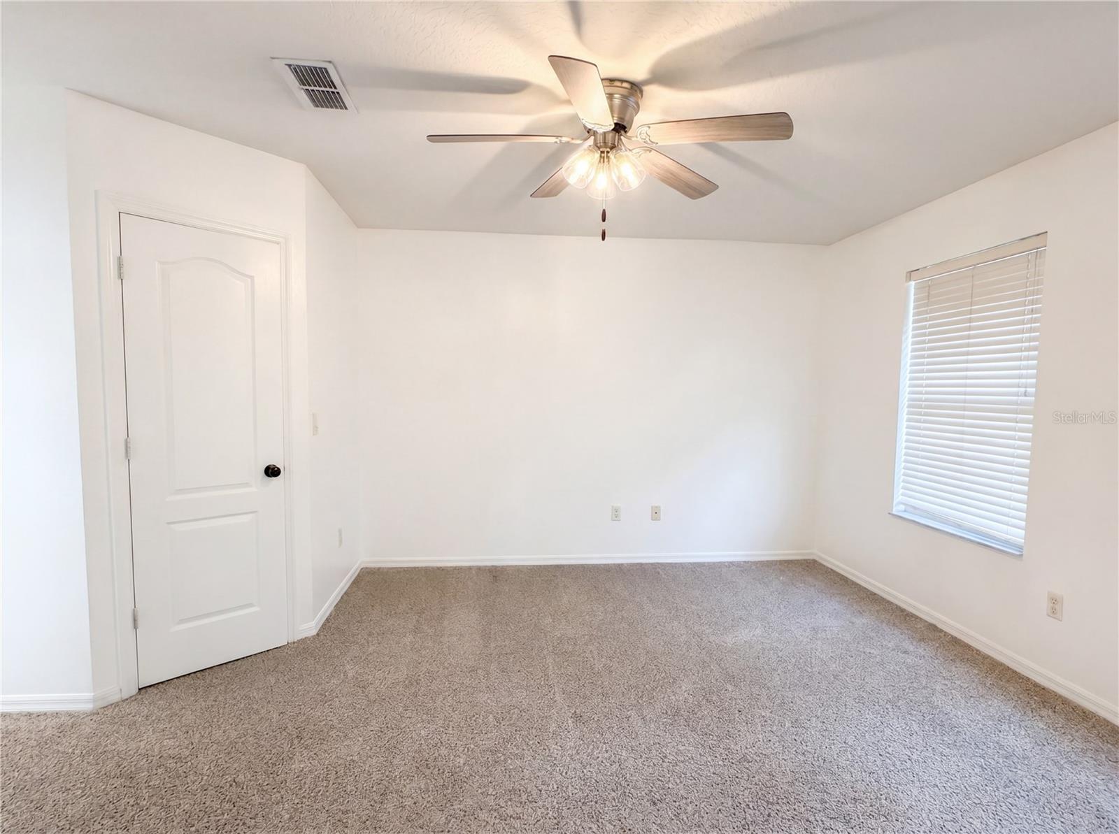 619 ERROL PKWY, APOPKA, FL, 32712