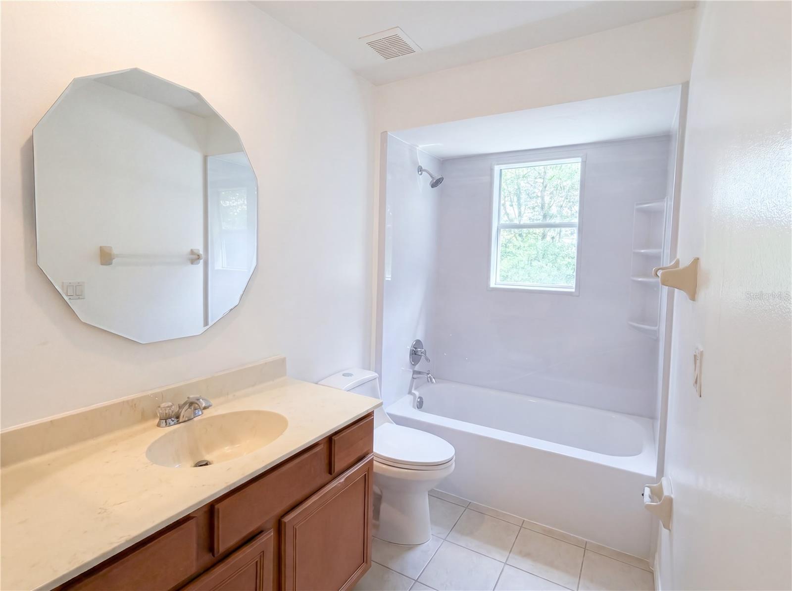 619 ERROL PKWY, APOPKA, FL, 32712