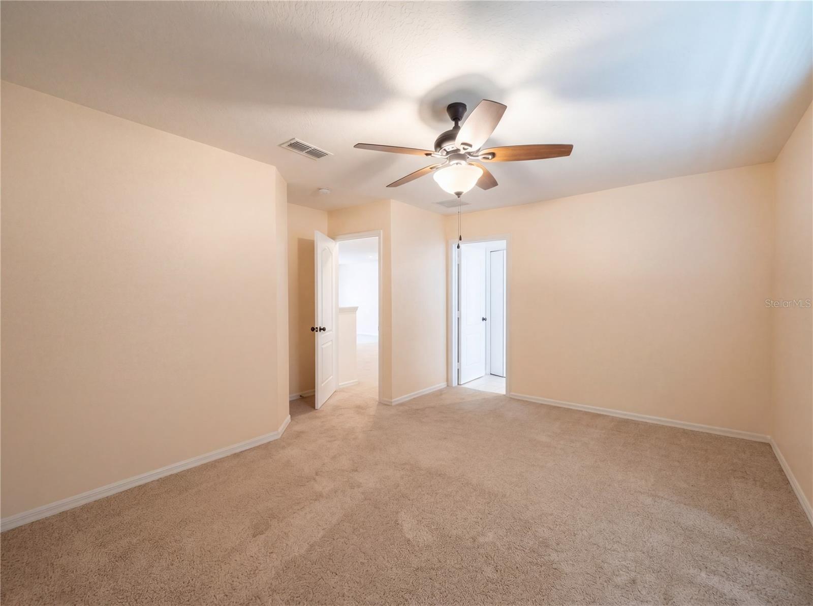 619 ERROL PKWY, APOPKA, FL, 32712