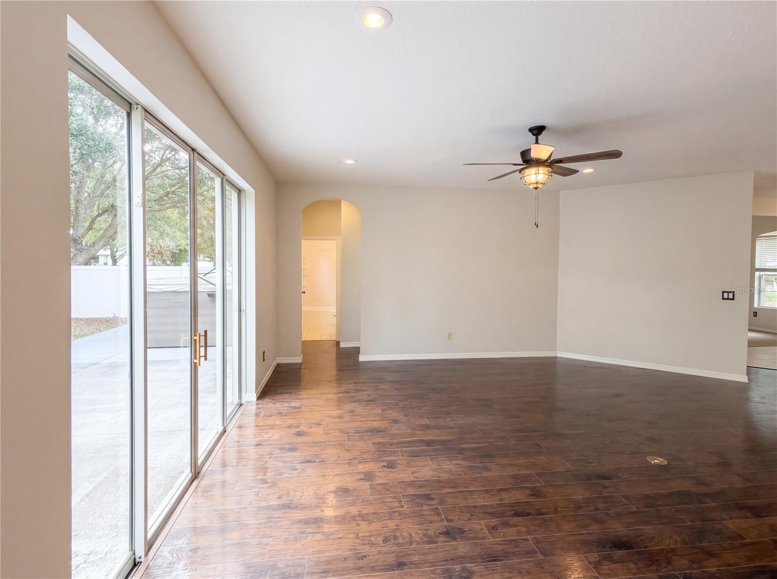 619 ERROL PKWY, APOPKA, FL, 32712