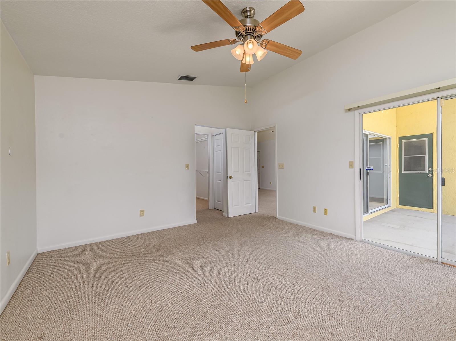 1407 WAKEFIELD DR, BRANDON, FL, 33511