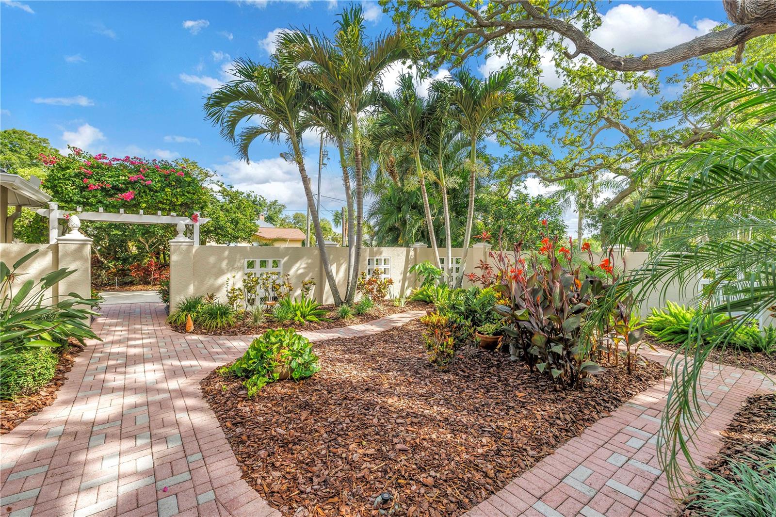 2269 KENT DR, LARGO, FL, 33774