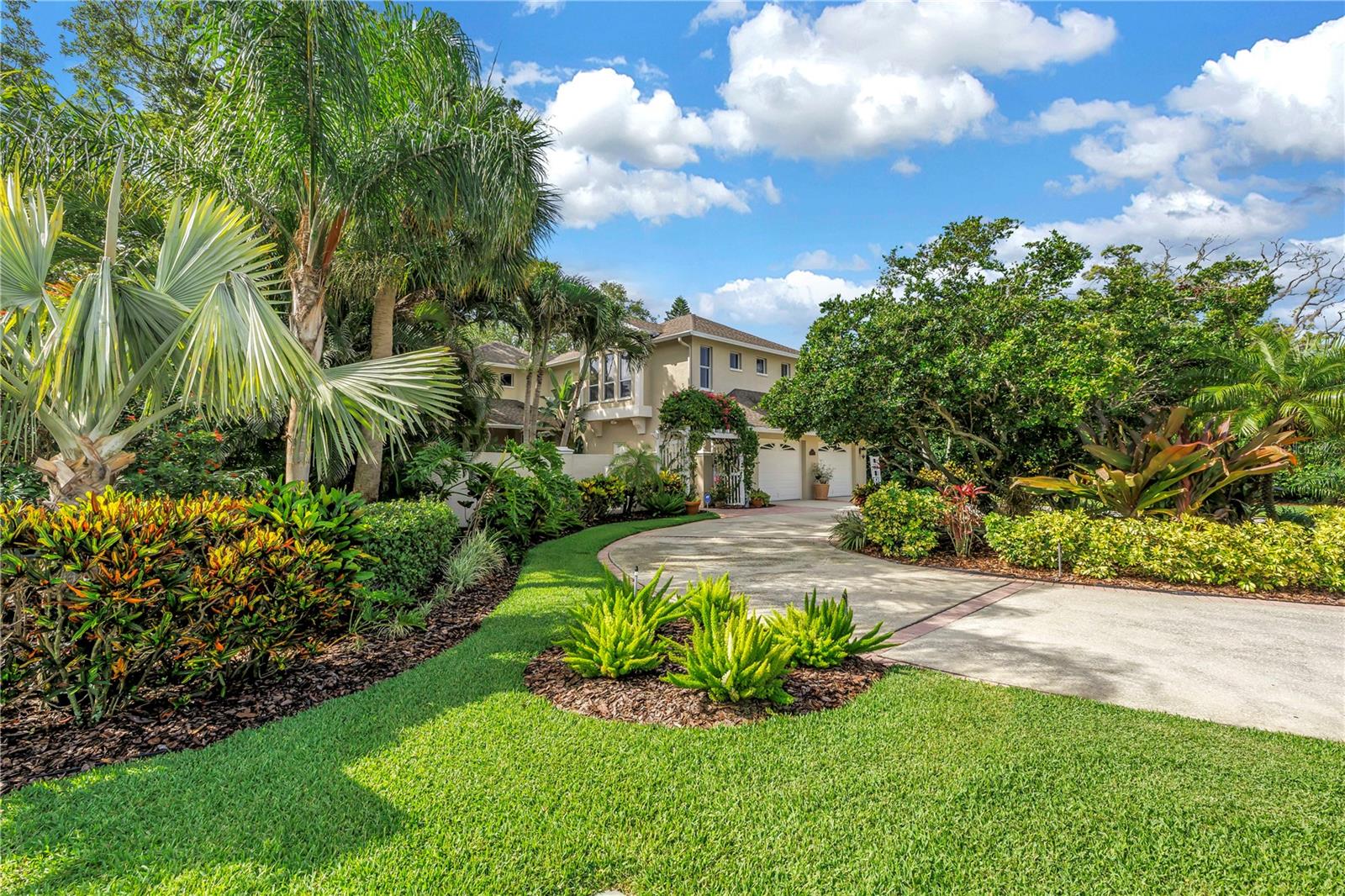 2269 KENT DR, LARGO, FL, 33774
