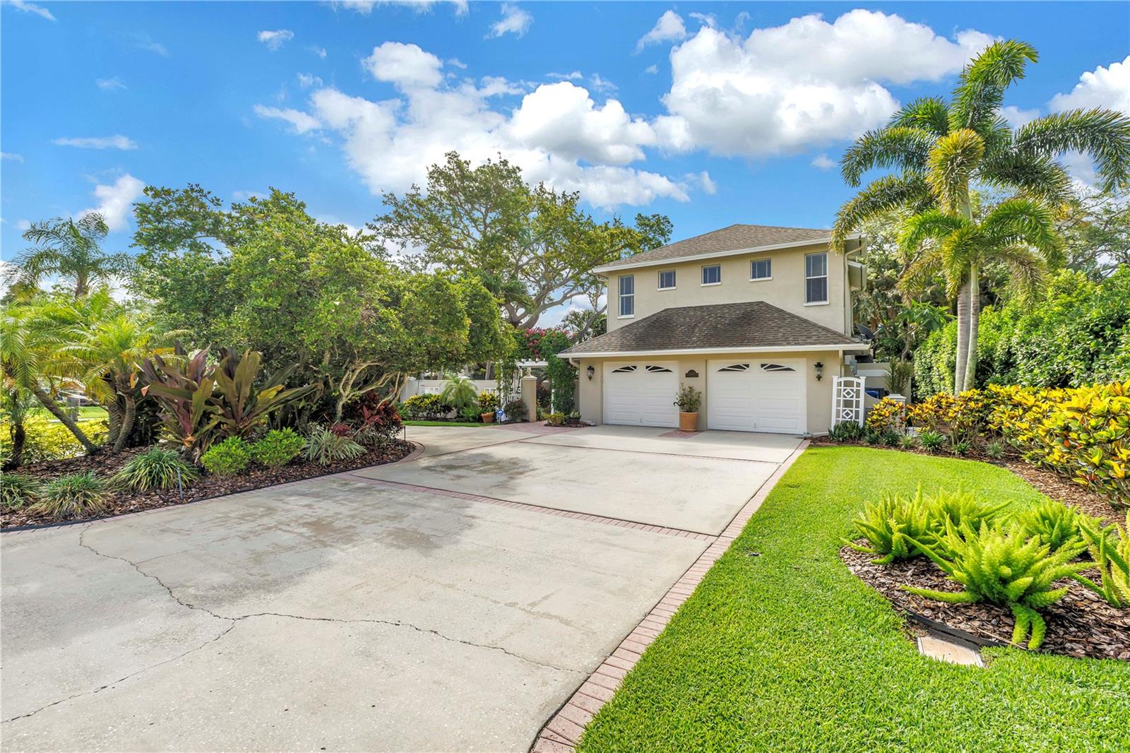 2269 KENT DR, LARGO, FL, 33774