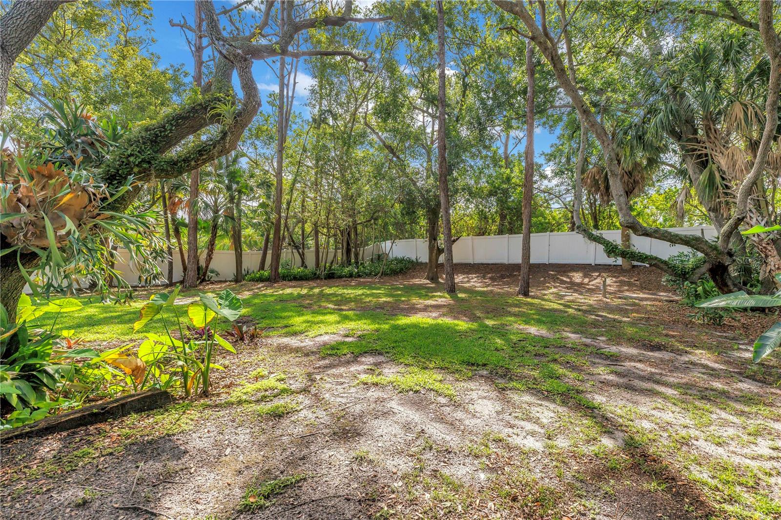 2269 KENT DR, LARGO, FL, 33774