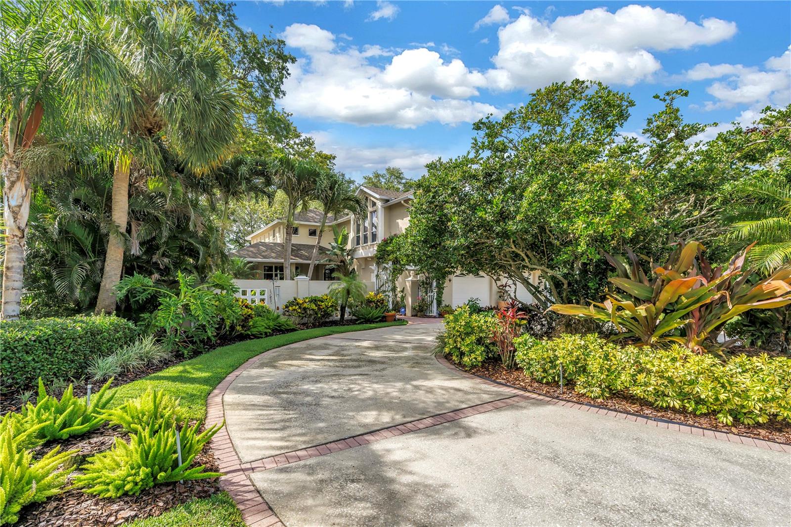 2269 KENT DR, LARGO, FL, 33774