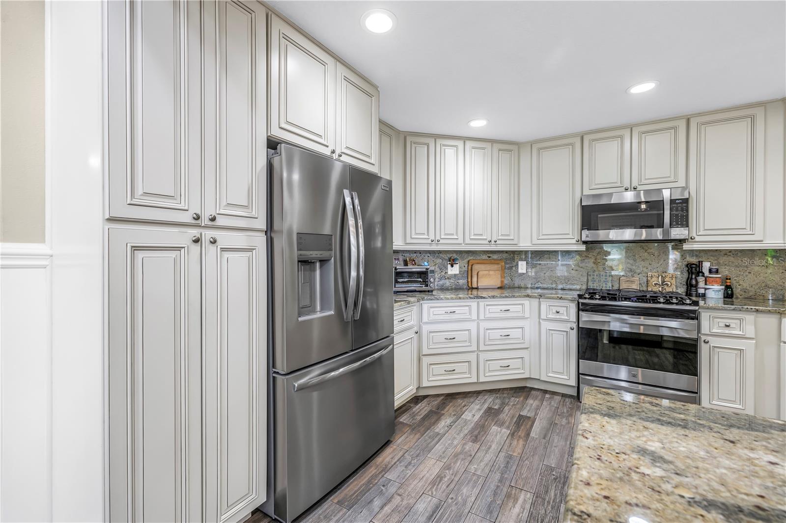 2269 KENT DR, LARGO, FL, 33774