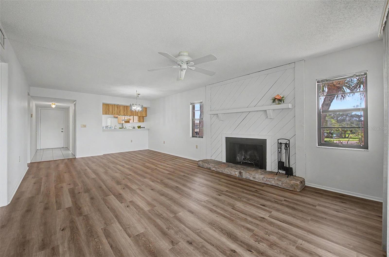 202 MARY DR #202, OLDSMAR, FL, 34677