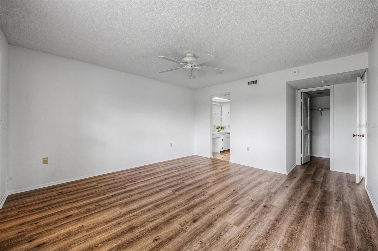 202 MARY DR #202, OLDSMAR, FL, 34677