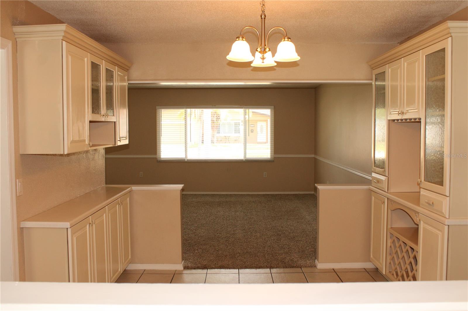 4215 18TH AVENUE DR W, BRADENTON, FL, 34205