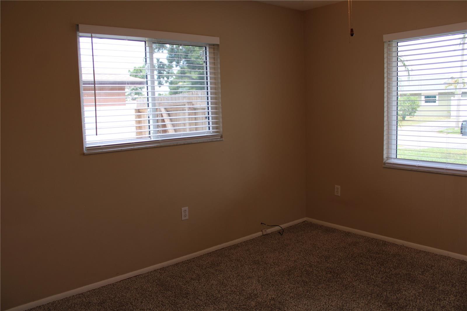 4215 18TH AVENUE DR W, BRADENTON, FL, 34205