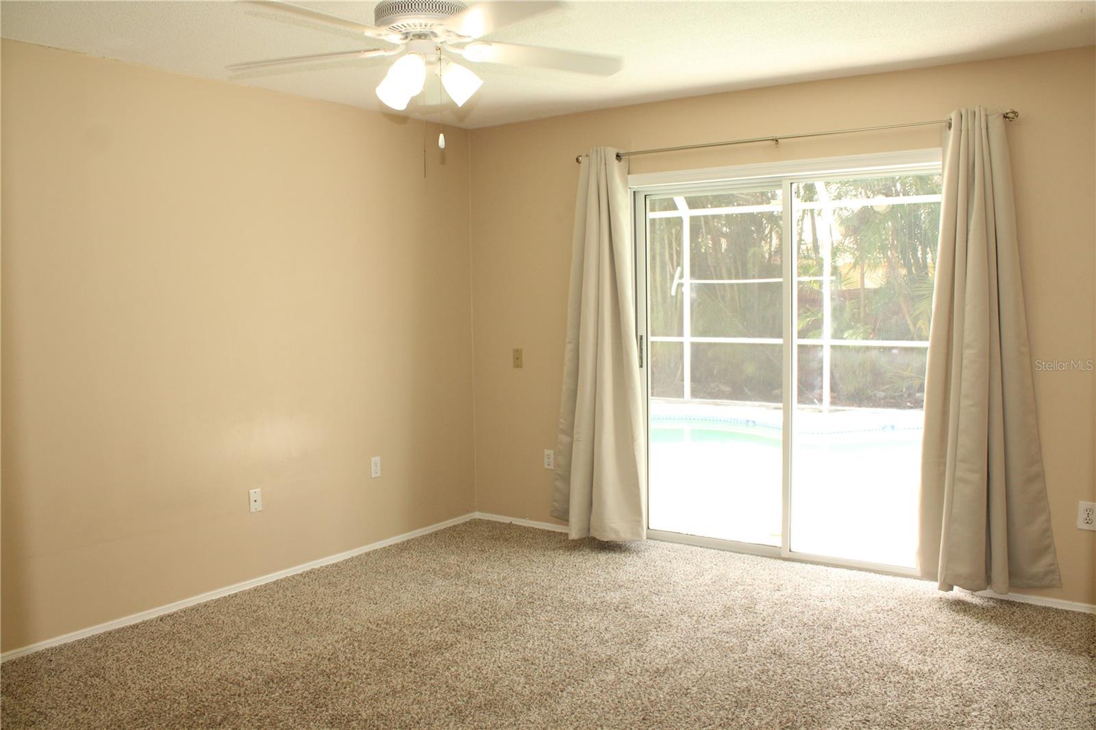 4215 18TH AVENUE DR W, BRADENTON, FL, 34205