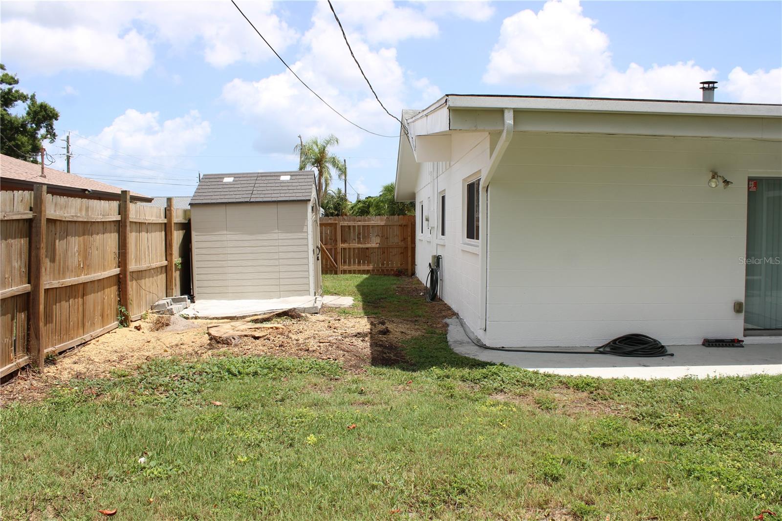4215 18TH AVENUE DR W, BRADENTON, FL, 34205