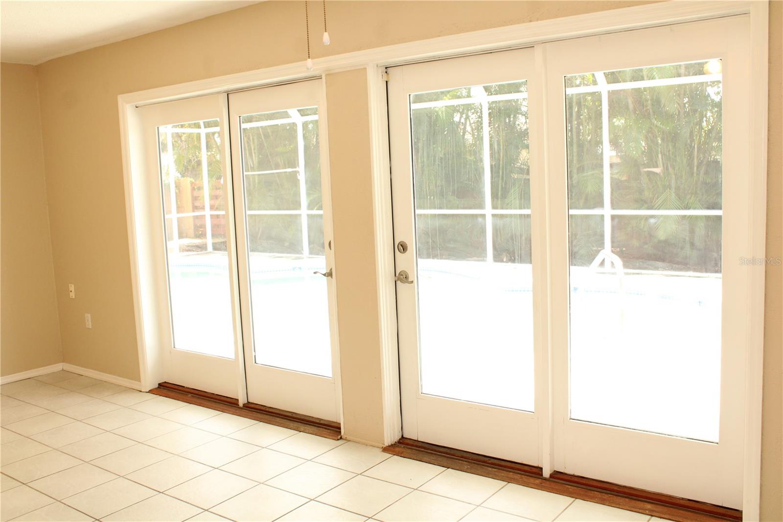 4215 18TH AVENUE DR W, BRADENTON, FL, 34205