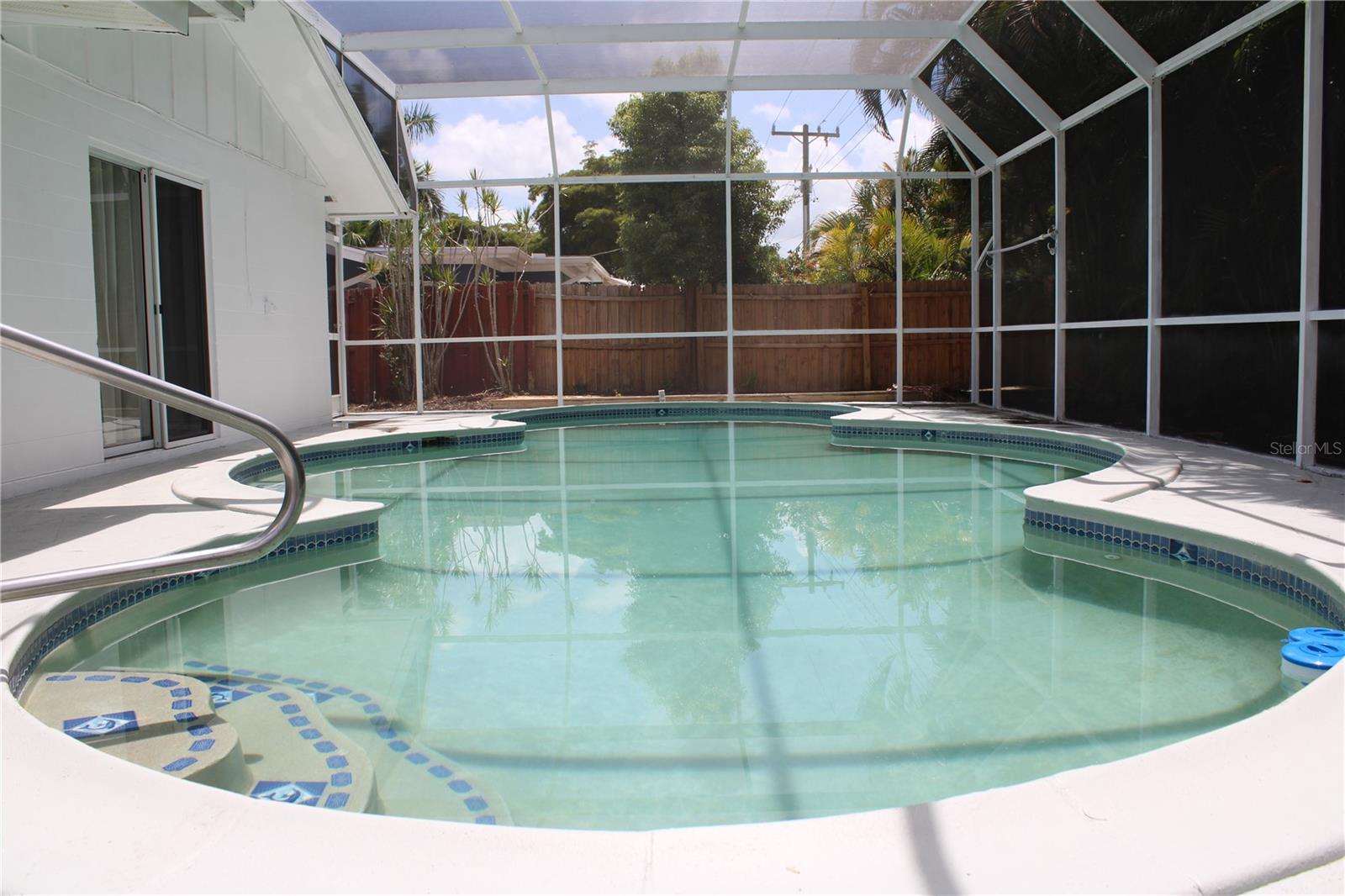4215 18TH AVENUE DR W, BRADENTON, FL, 34205