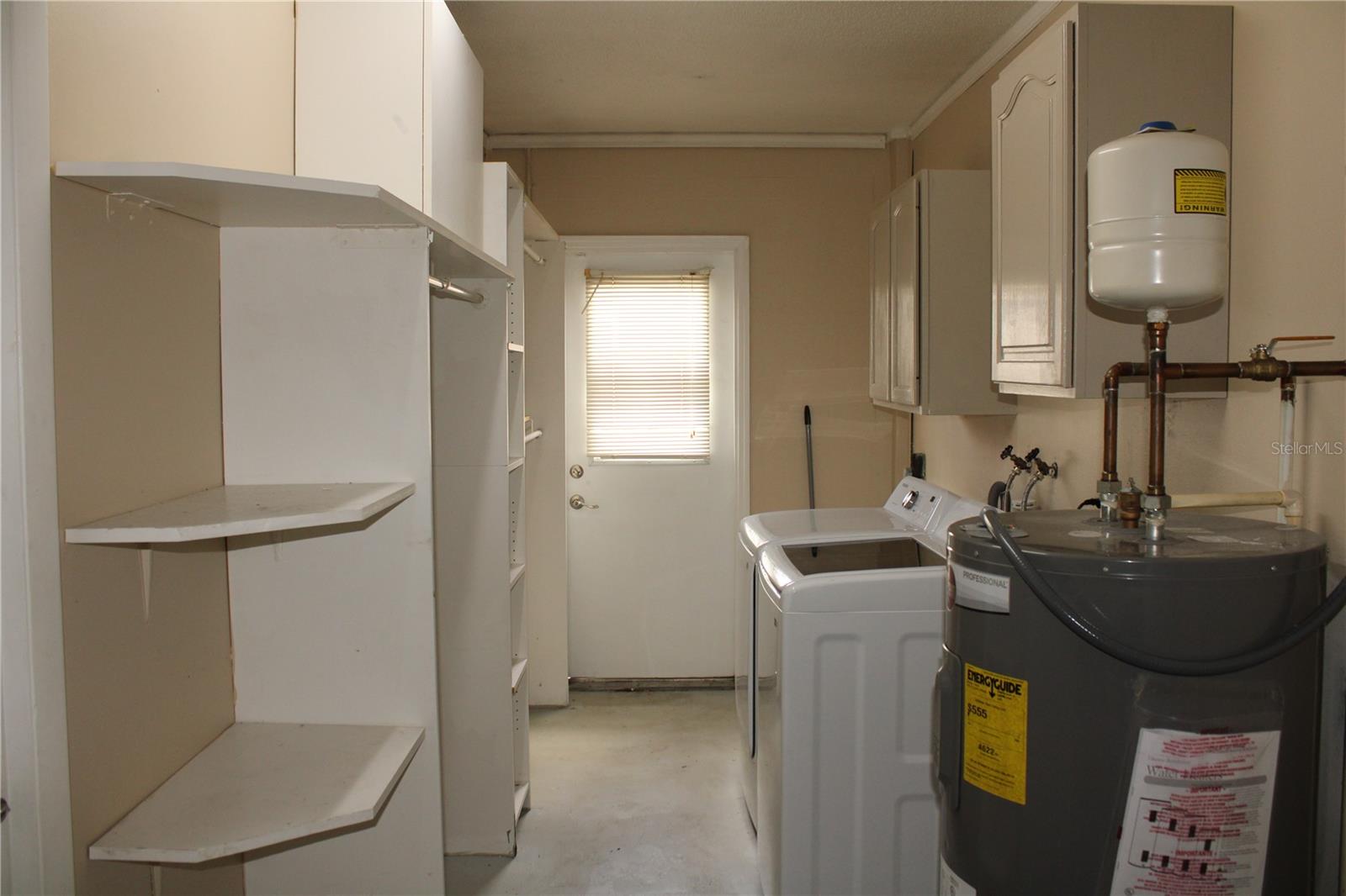 4215 18TH AVENUE DR W, BRADENTON, FL, 34205
