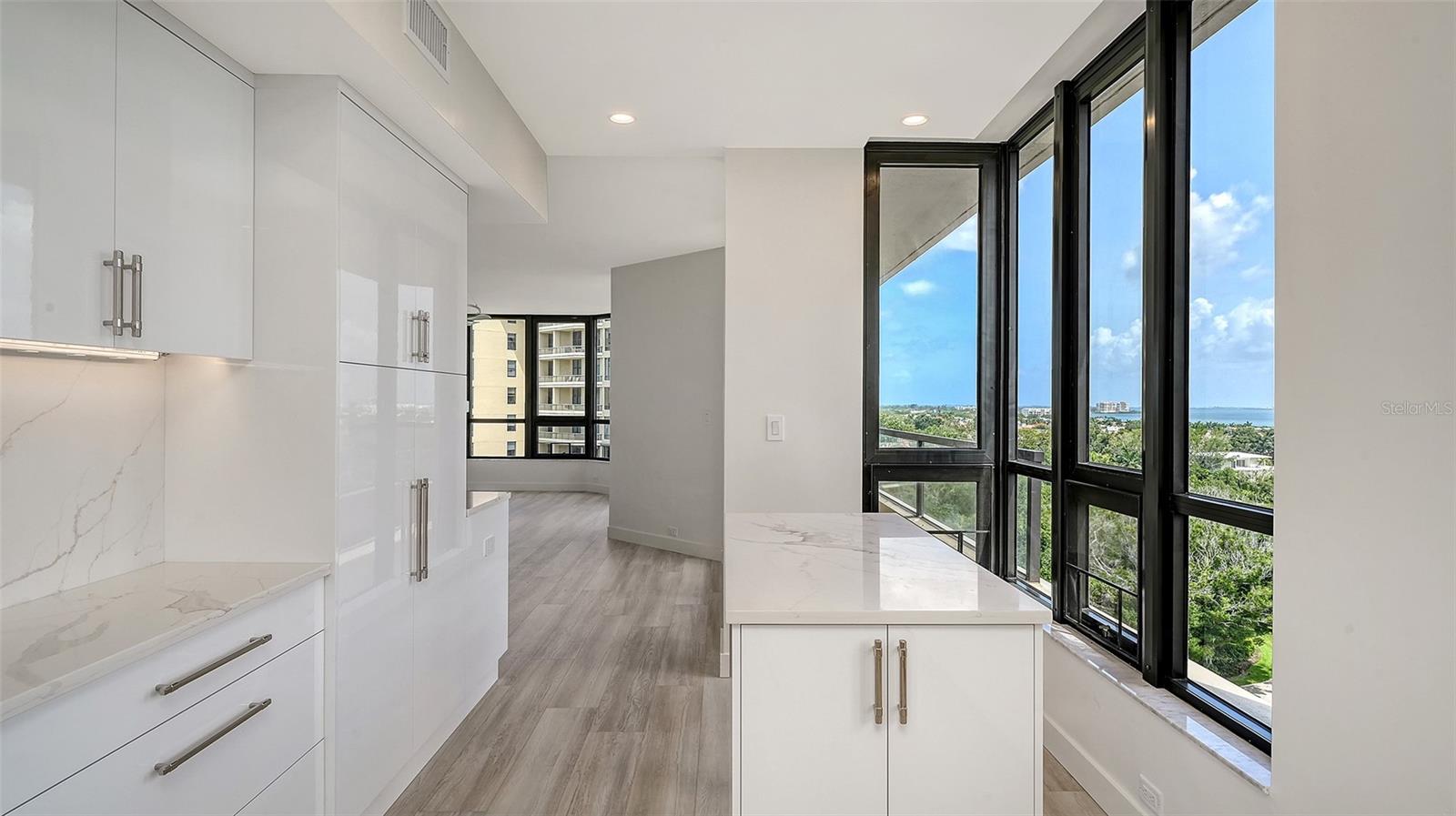 1211 GULF OF MEXICO DR #701, LONGBOAT KEY, FL, 34228