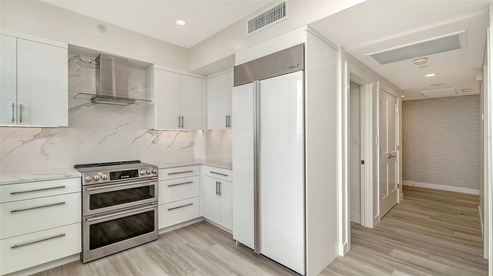 1211 GULF OF MEXICO DR #701, LONGBOAT KEY, FL, 34228