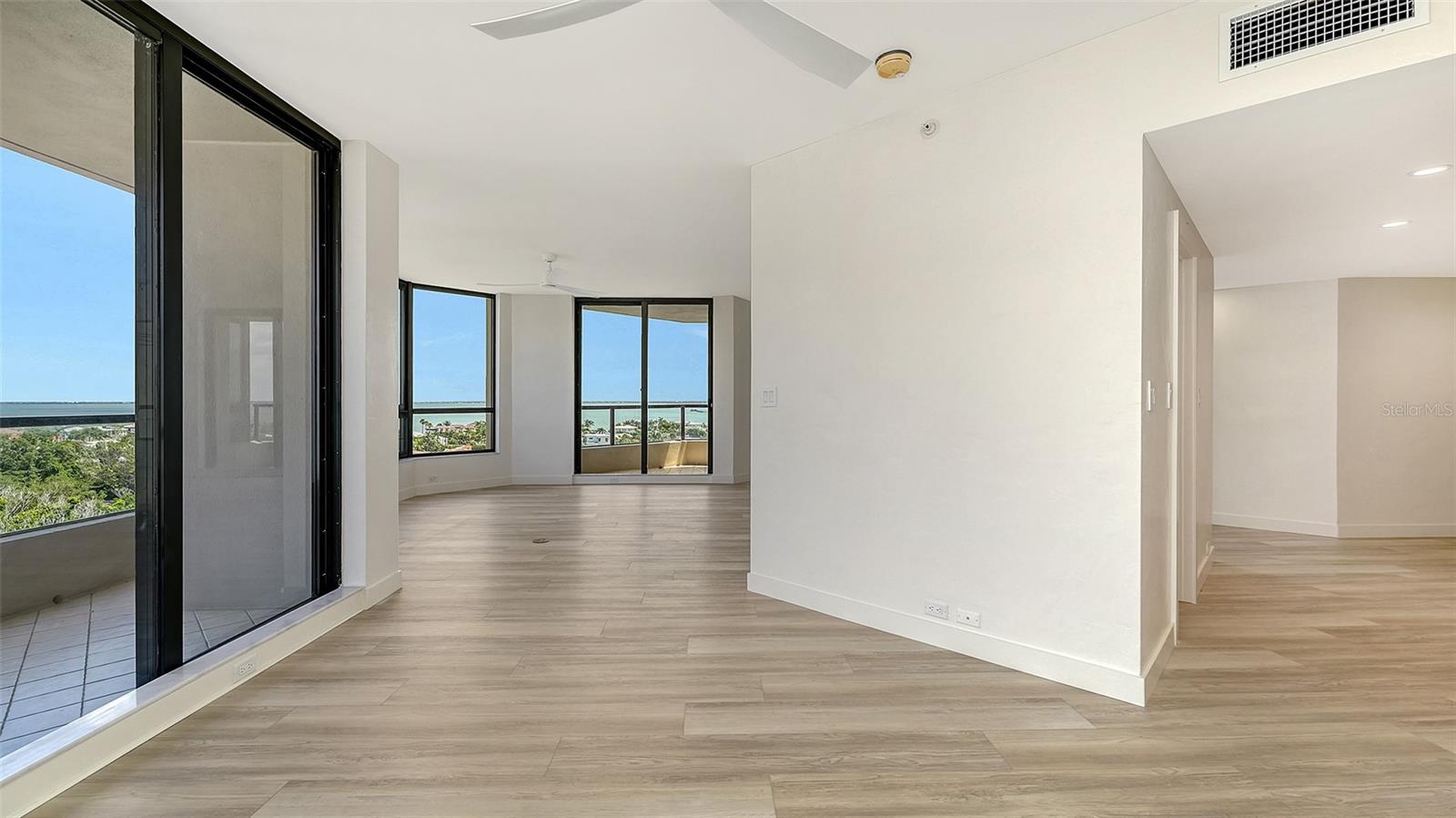 1211 GULF OF MEXICO DR #701, LONGBOAT KEY, FL, 34228