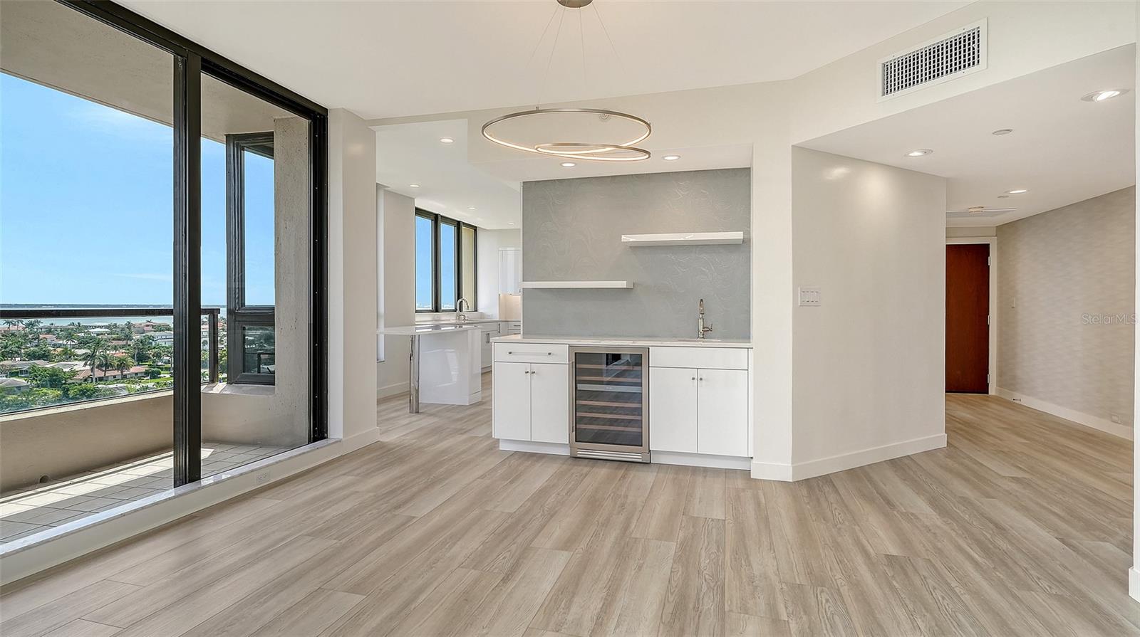 1211 GULF OF MEXICO DR #701, LONGBOAT KEY, FL, 34228