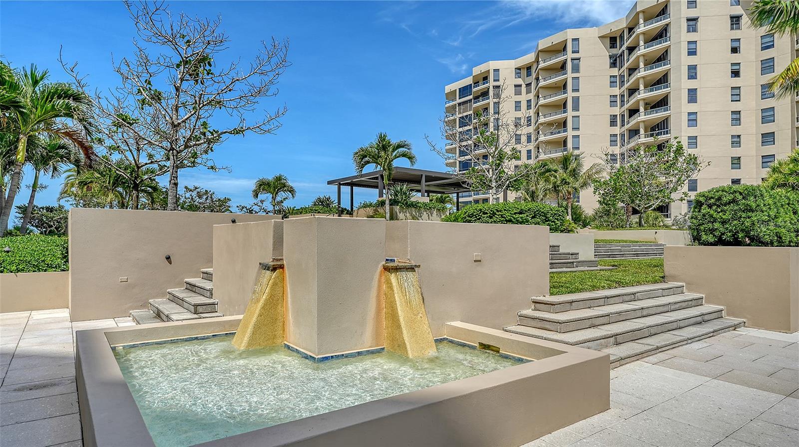 1211 GULF OF MEXICO DR #701, LONGBOAT KEY, FL, 34228