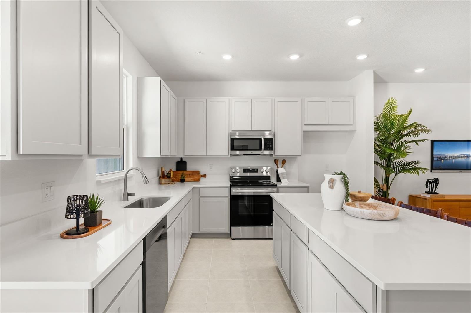727 BLISSFUL GARDENS WAY, APOPKA, FL, 32703
