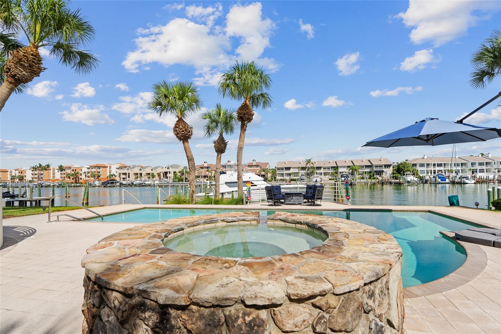 833 PONCE DE LEON DR, TIERRA VERDE, FL, 33715