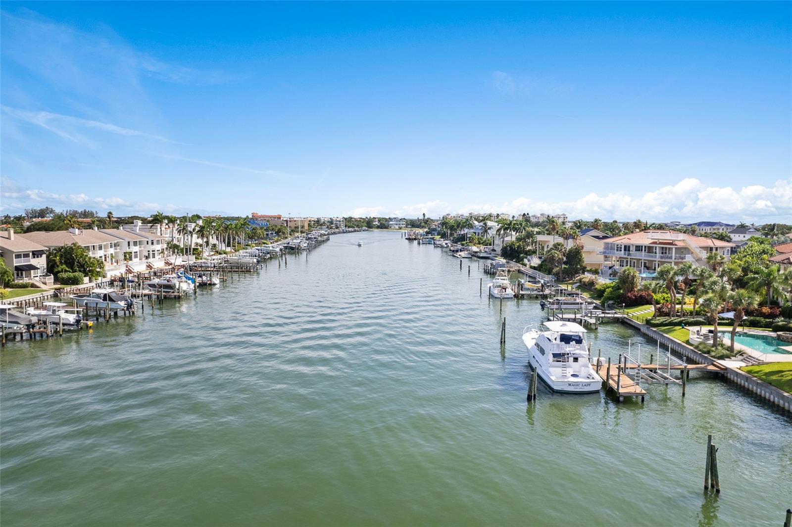 833 PONCE DE LEON DR, TIERRA VERDE, FL, 33715