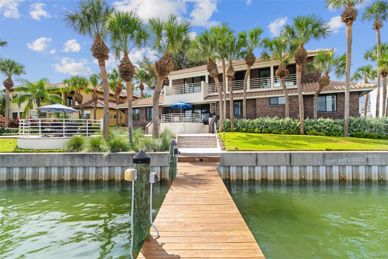 833 PONCE DE LEON DR, TIERRA VERDE, FL, 33715