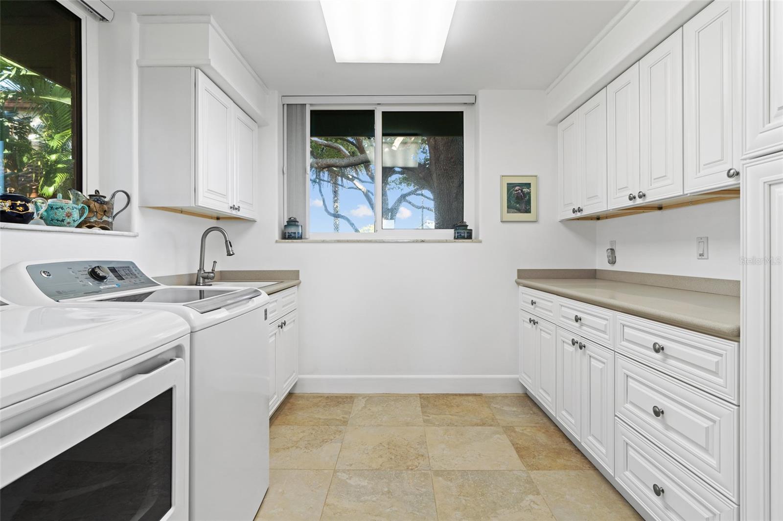 833 PONCE DE LEON DR, TIERRA VERDE, FL, 33715