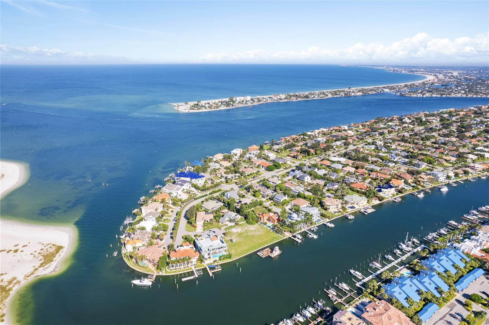 833 PONCE DE LEON DR, TIERRA VERDE, FL, 33715