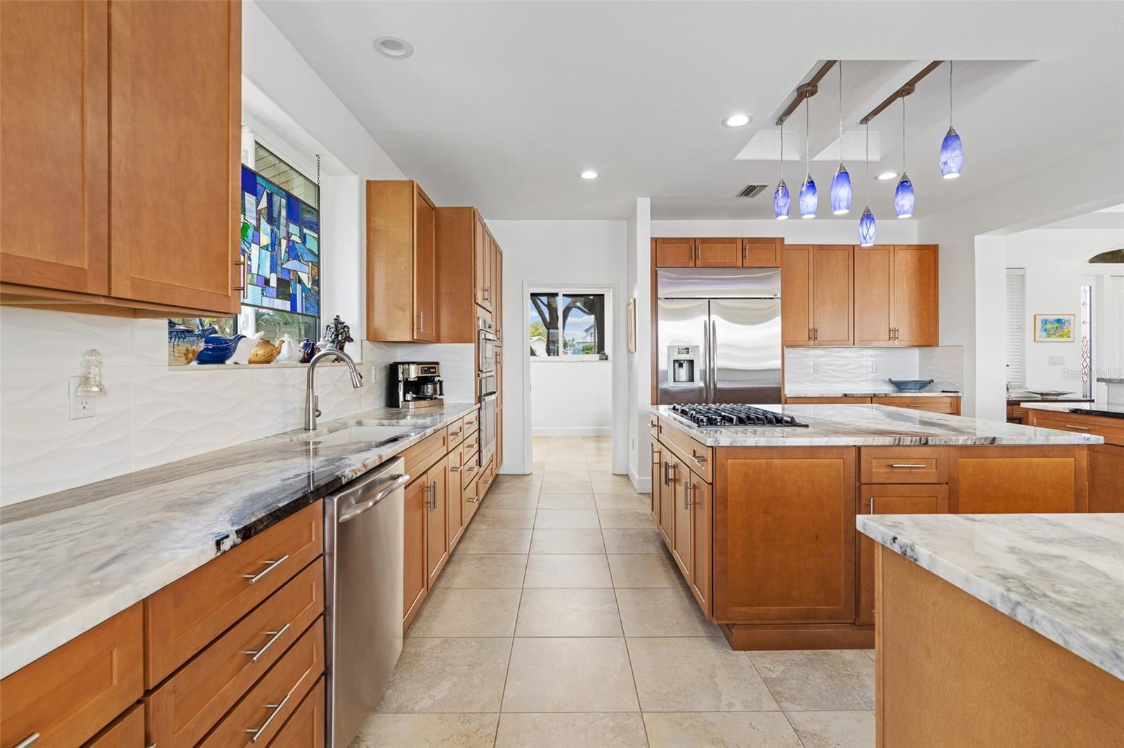 833 PONCE DE LEON DR, TIERRA VERDE, FL, 33715