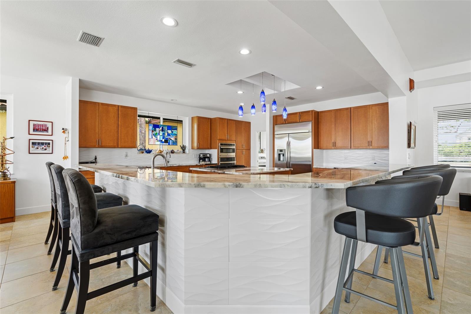 833 PONCE DE LEON DR, TIERRA VERDE, FL, 33715